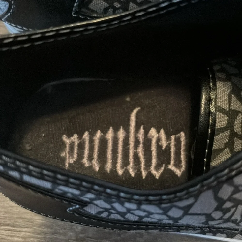 Punkrose lightening bolt sneakers size 7